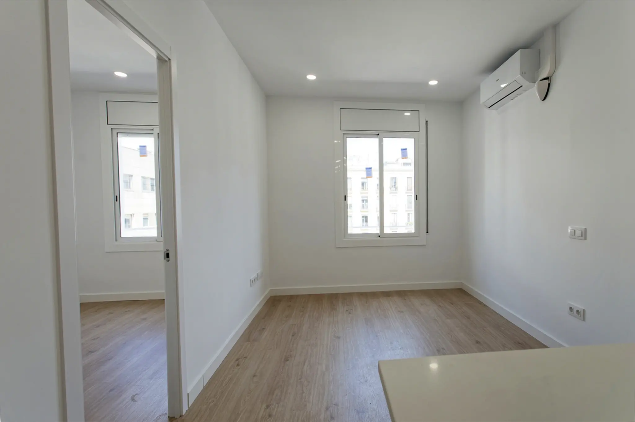 Salón cocina · Concepto abierto antes del home staging