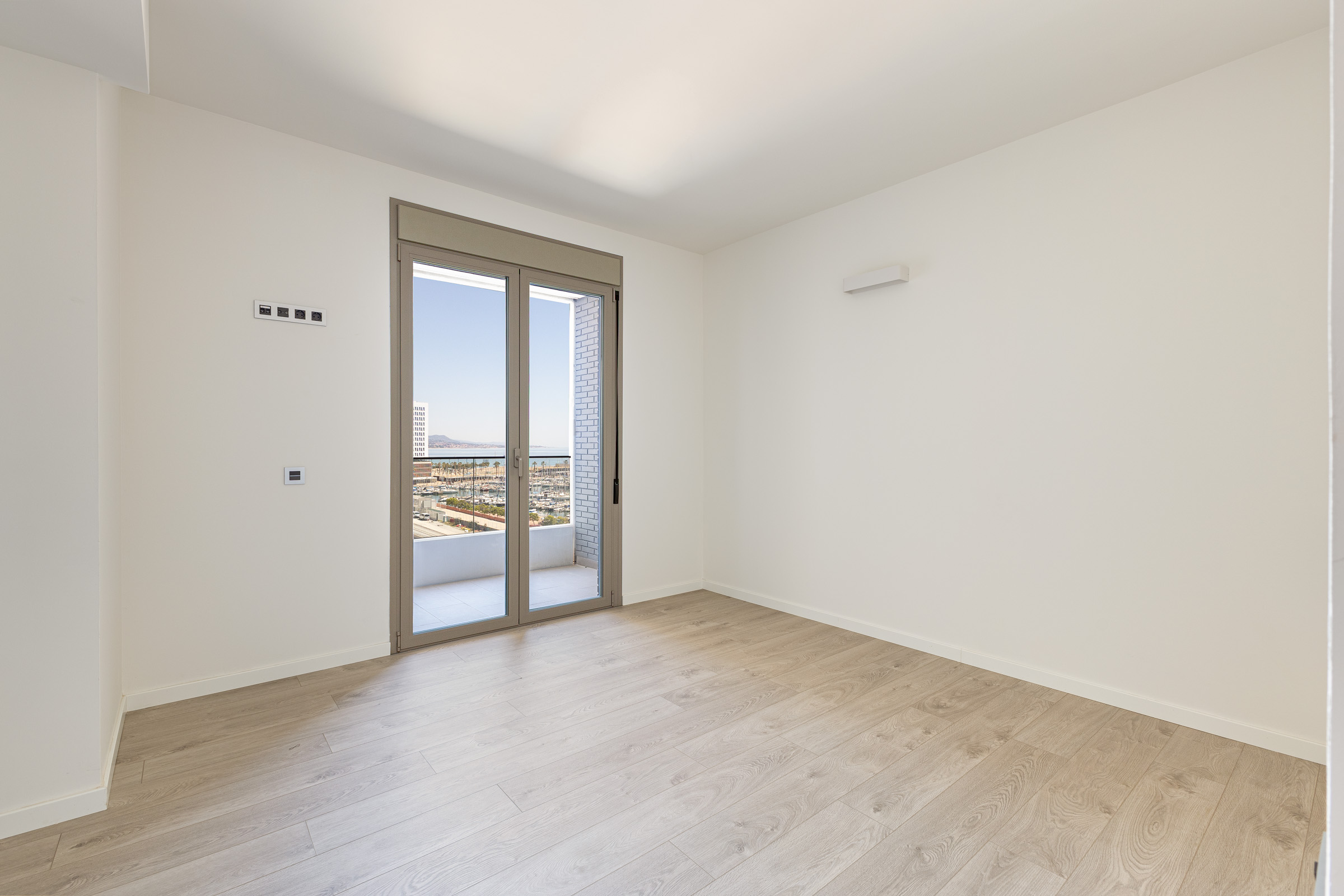Antes de Dormitorio con vistas al mar · Home staging virtual