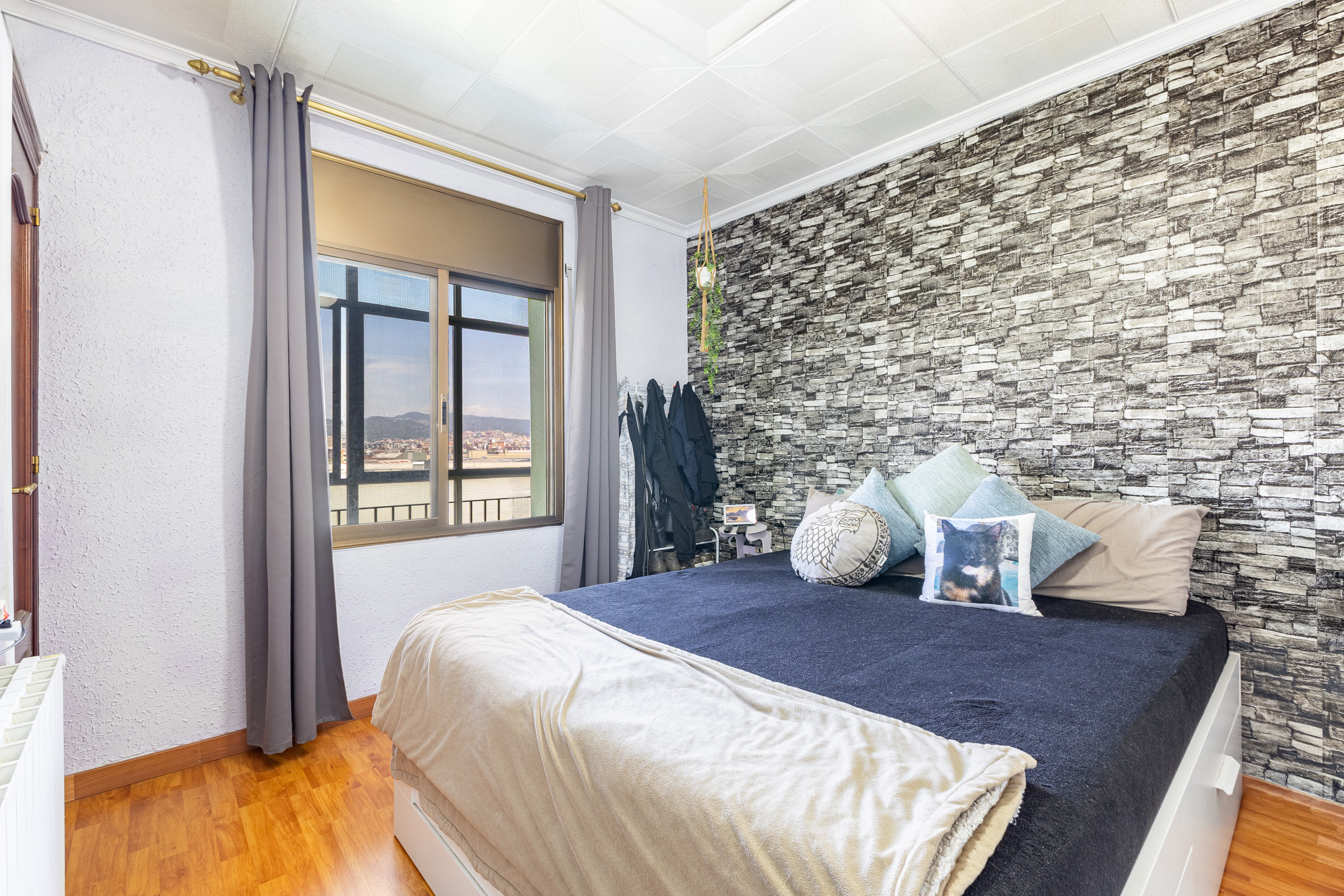 Antes de Dormitorio acogedor · Reforma visual